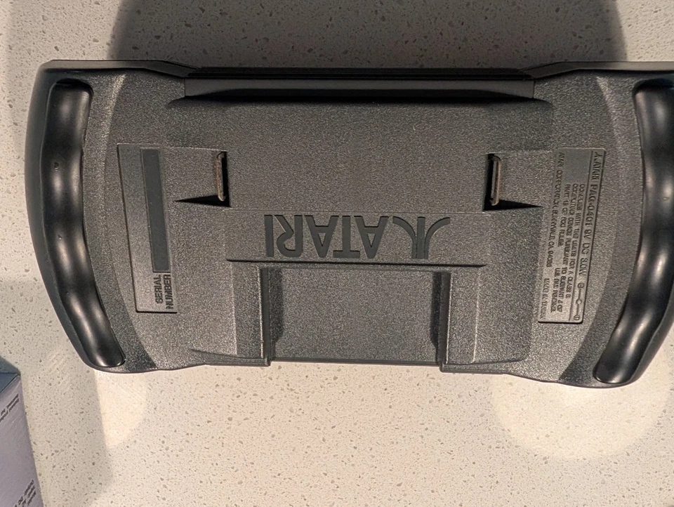 Sistema de consola Atari Lynx II 2. Solo piezas Foto 3 de 4