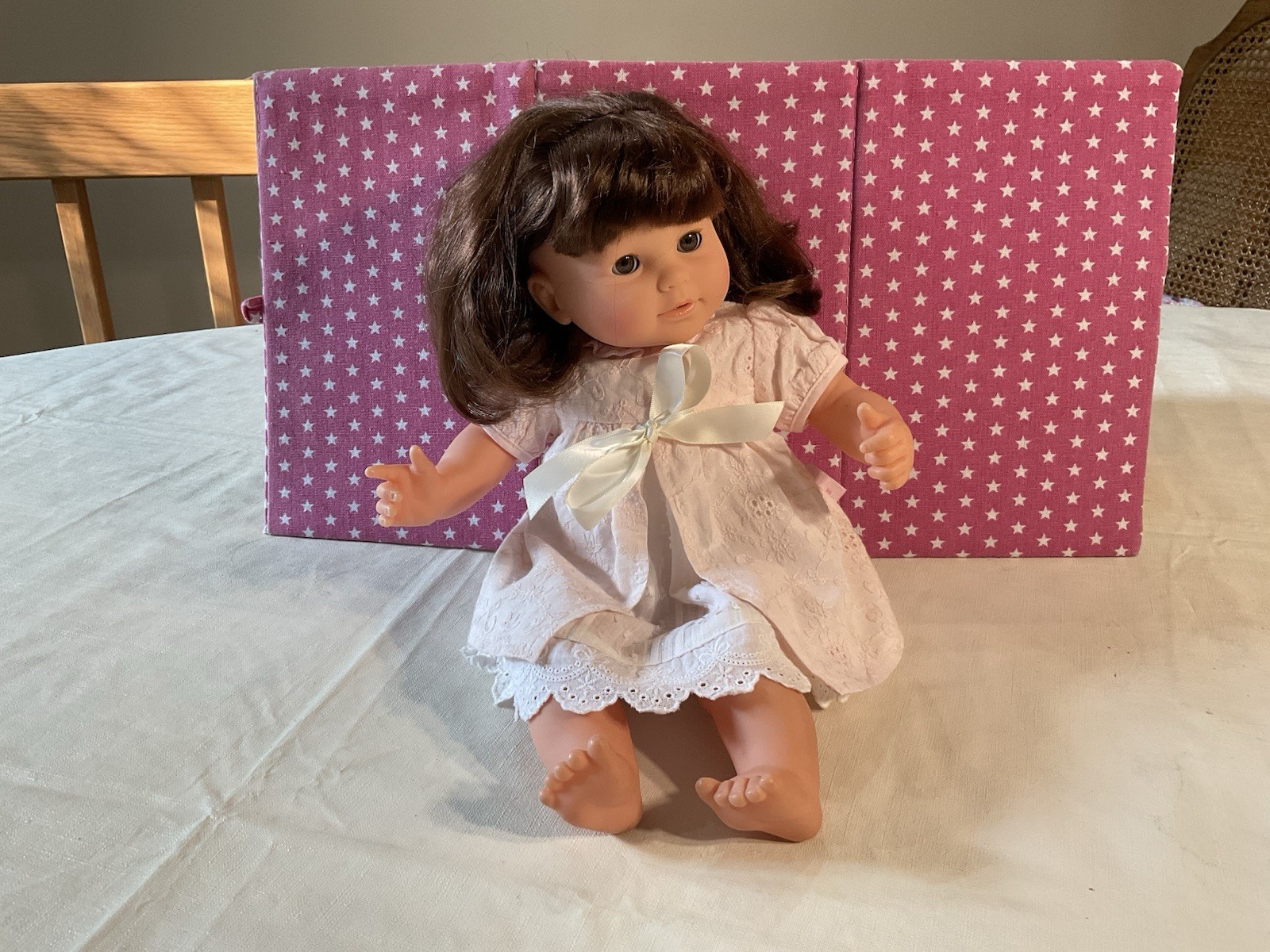 VTG 2000/12 COROLLE DOLL, SLEEP EYES, 14 IN. BRUNETTE HAIR, 