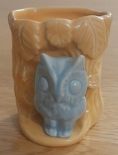 Vintage Hornsea Owl Vase 131
