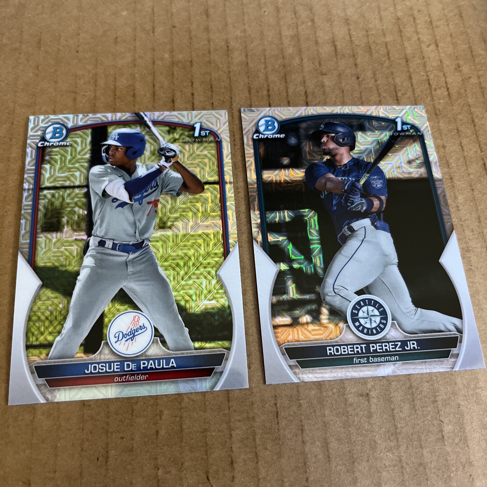 2023 Bowman Chrome MOJO 1st RC Robert Perez #BCP124 & Josue De Paula #BCP111 (e2