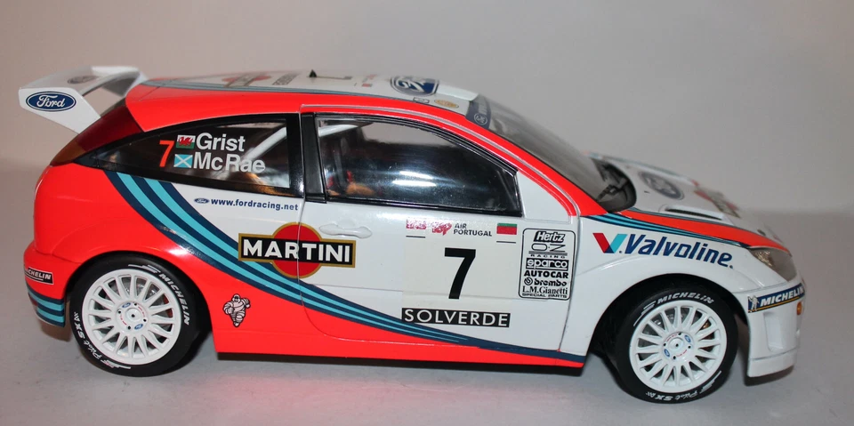 FORD FOCUS MARTINI WRC - PORTUGAL - McRae Grist- Action 1:18 - Immagine 2 di 4