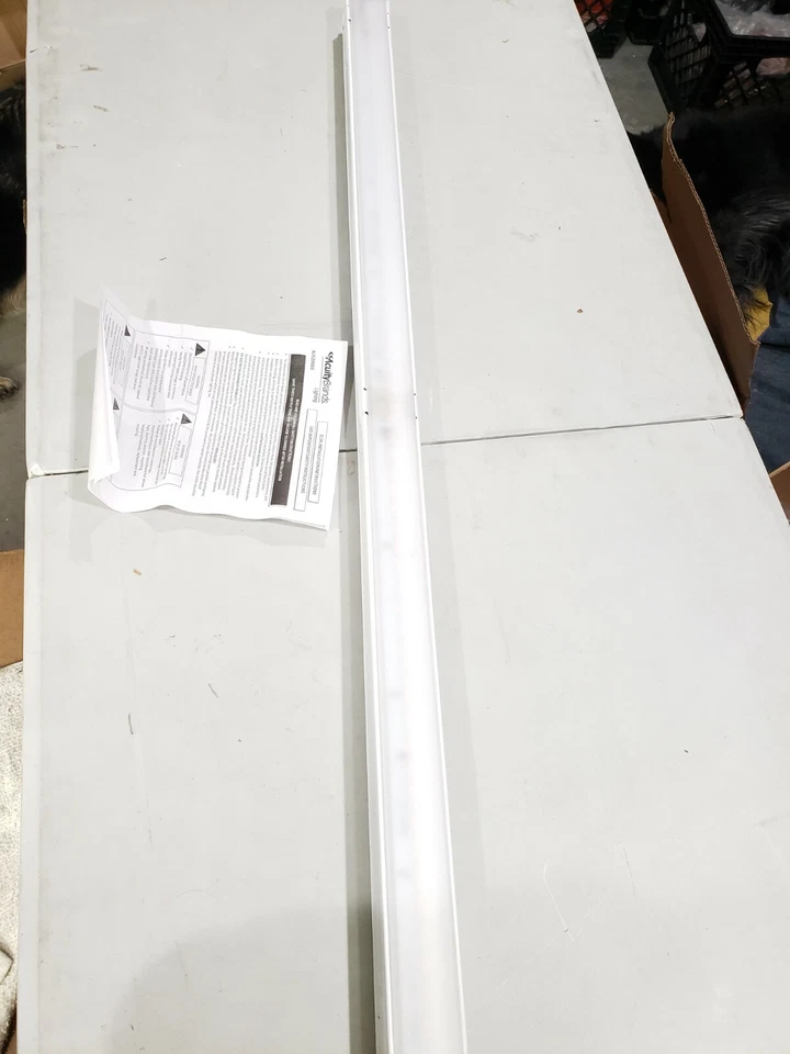 Tira de luz LED Lithonia Lighting ZL1N L48 3000LM FST MVOLT 30K 80CRI WH Z Series Foto 3 de 4