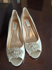 Badgley Mischka Embellished Diamond Peep Toe Heels - Size 7.5 Bridal Pumps