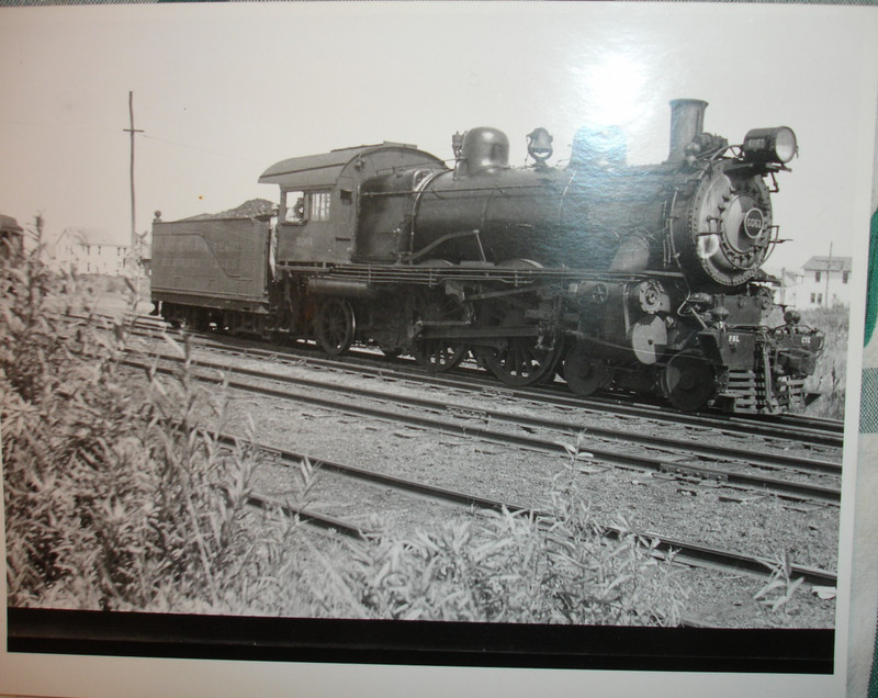 PENNSYLVANIA-READING SEASHORE LINES 4-4-2 6061 ENGR'S SIDE VIEW/8 x 10"/VERY RAR