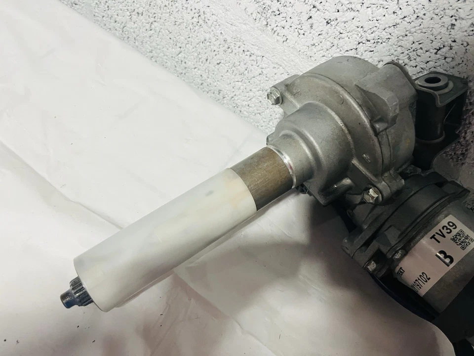 2009-2013 Toyota Corolla Sedan Electric Power Steering Column Pump OEM - Image 3 of 4