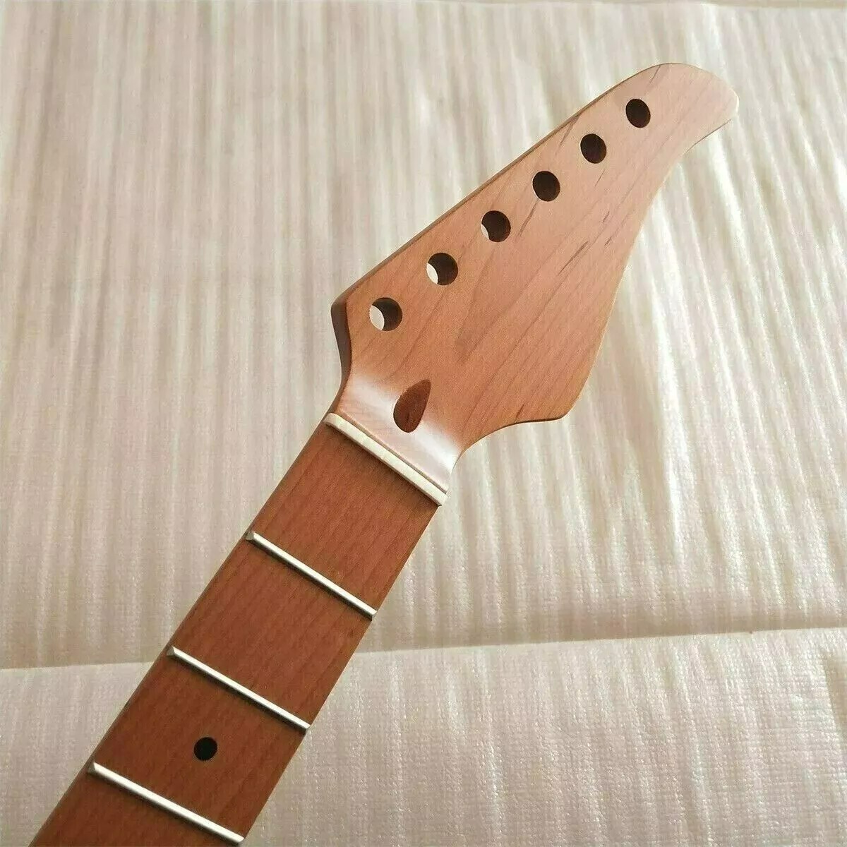 22 Fret Roasted Maple Suhr Style Guitar Neck 9.5" for DIY Strat Replacement Part