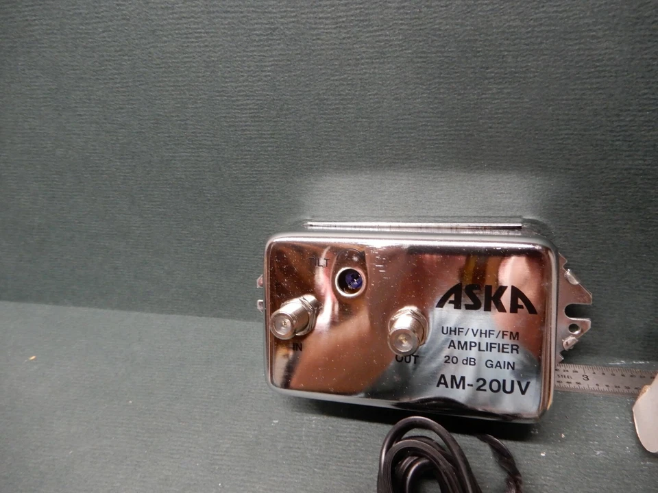 Aska AM-20UV UHF/VHF/FM 20 dB Gain Distribution Amplifier NOS - Image 3 of 3