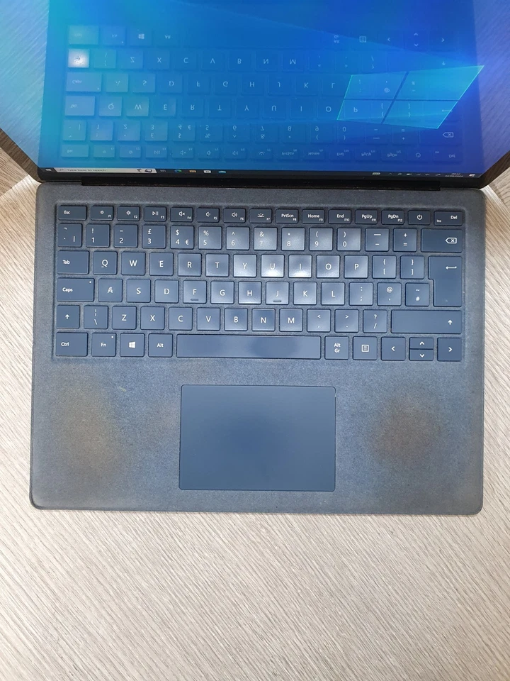 Microsoft Surface 2 13.5" i7-8650U @ 1.9GHz 16GB DDR4 512GB NVMe Grade C ED3009 - Image 2 of 4