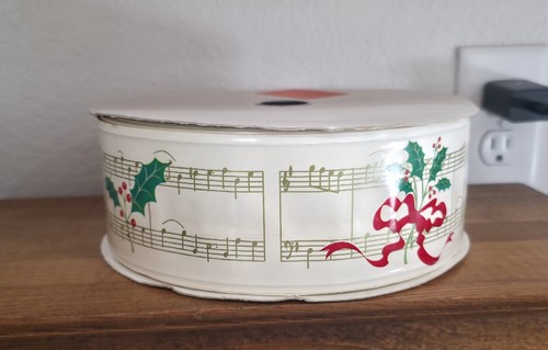 Vintage Roll Of Christmas Ribbon W Wire  Music Notes & Mistletoes. LARGE ROLL