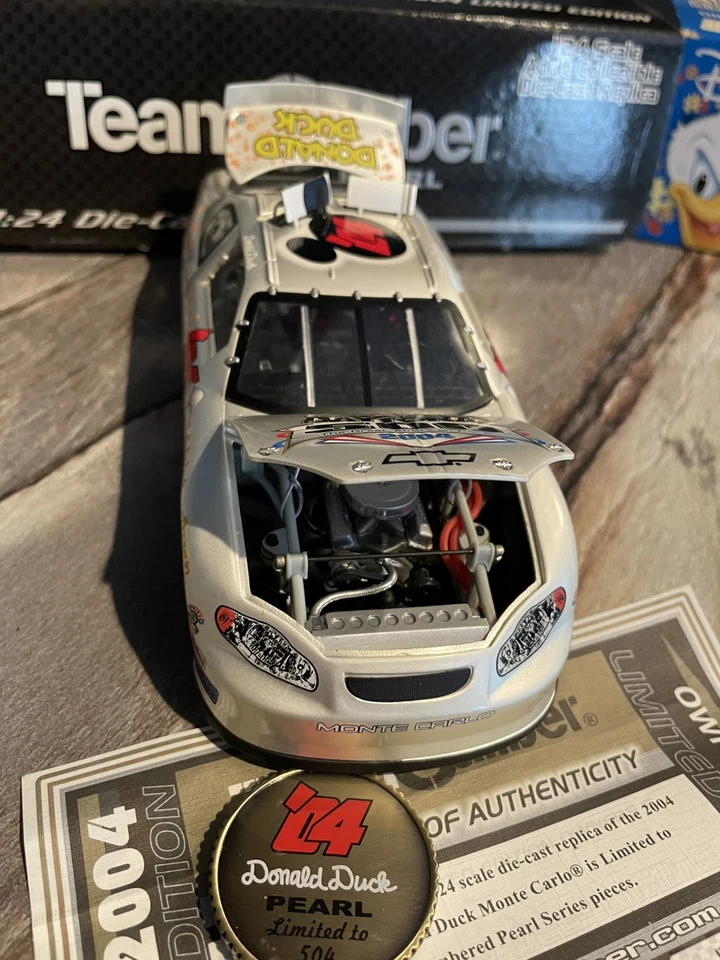 Disneys Donald Duck Daytona 500 Team Caliber 1:24 Scale Car. Nascar Licensed.VTG - Image 3 of 4
