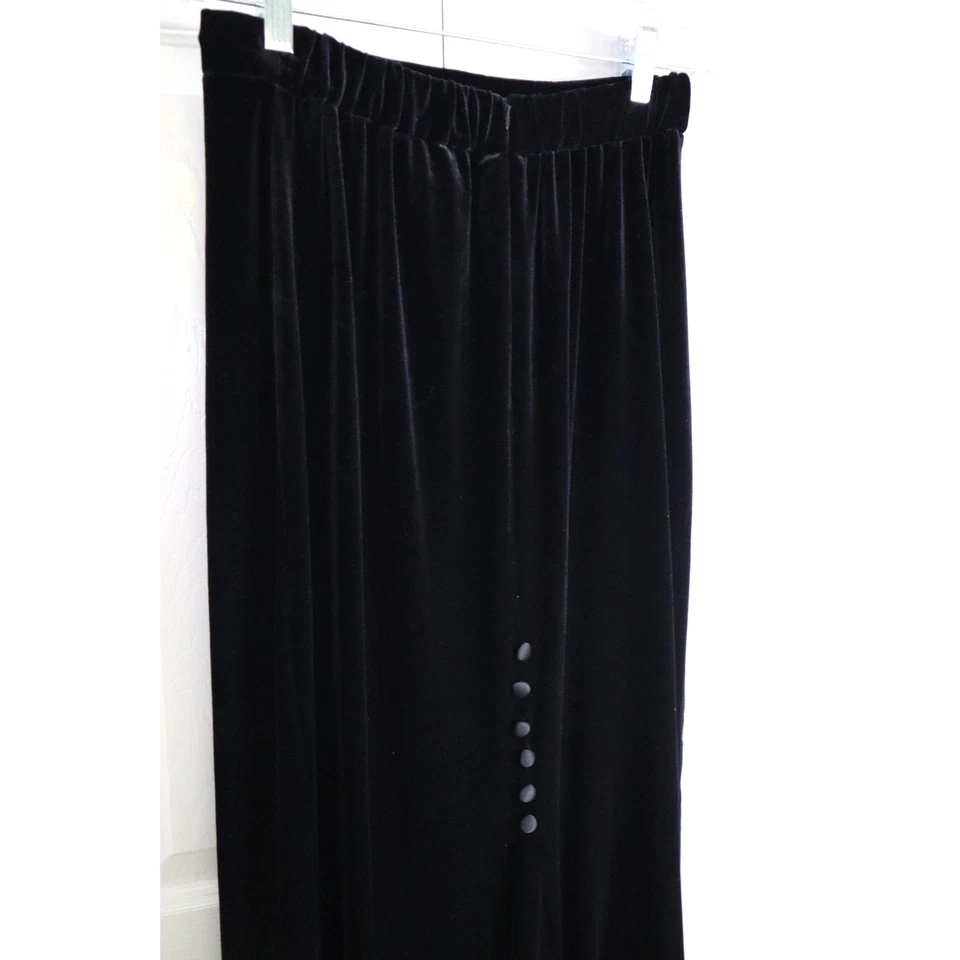 Vintage 90s ALEX Evening Skirt Black Velvet Whimsigoth 10 Back Buttons Maxi Long - Image 4 of 4