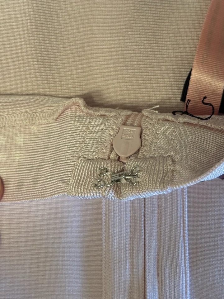 Celeb Boutique Women's Bodycon Bandage Dress Size 8/10 - Image 4 of 4