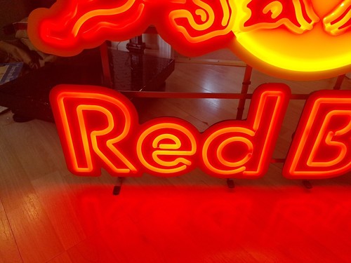Red Bull Neon Sign New - Picture 2 of 6