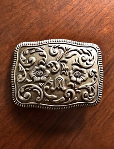 simple belt buckles