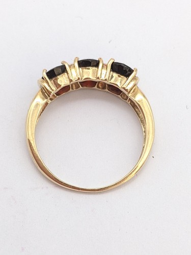 14ct Gold Garnet & Diamond Trilogy Ring, Size O, Excellent Condition - Picture 10 of 15