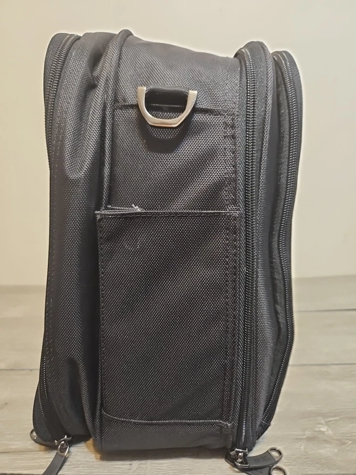 Maletín acolchado de nailon negro Zero Halliburton perfil comercial 19x13x6 Foto 4 de 4