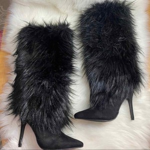cape robbin fur boots
