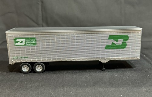 American Models Burlington North Semi-trailer T-3 S-Gauge 1:64 Scale New in Box! - Picture 5 of 7