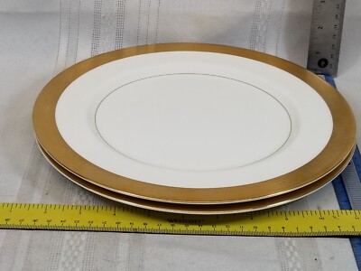 2 Mikasa Harrow Dinner Plates Bone China