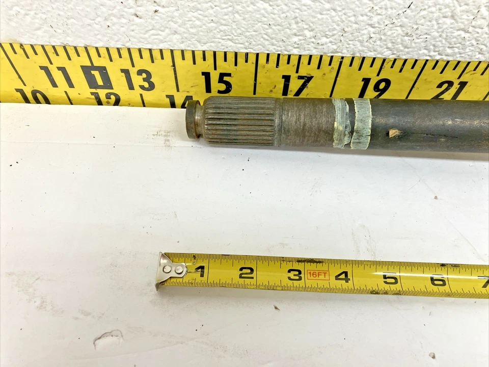 New OEM GM Rear LH/RH Axle Shaft 26029692/26015009 1982-91 Chevy Blazer (SVM141) - Image 2 of 4