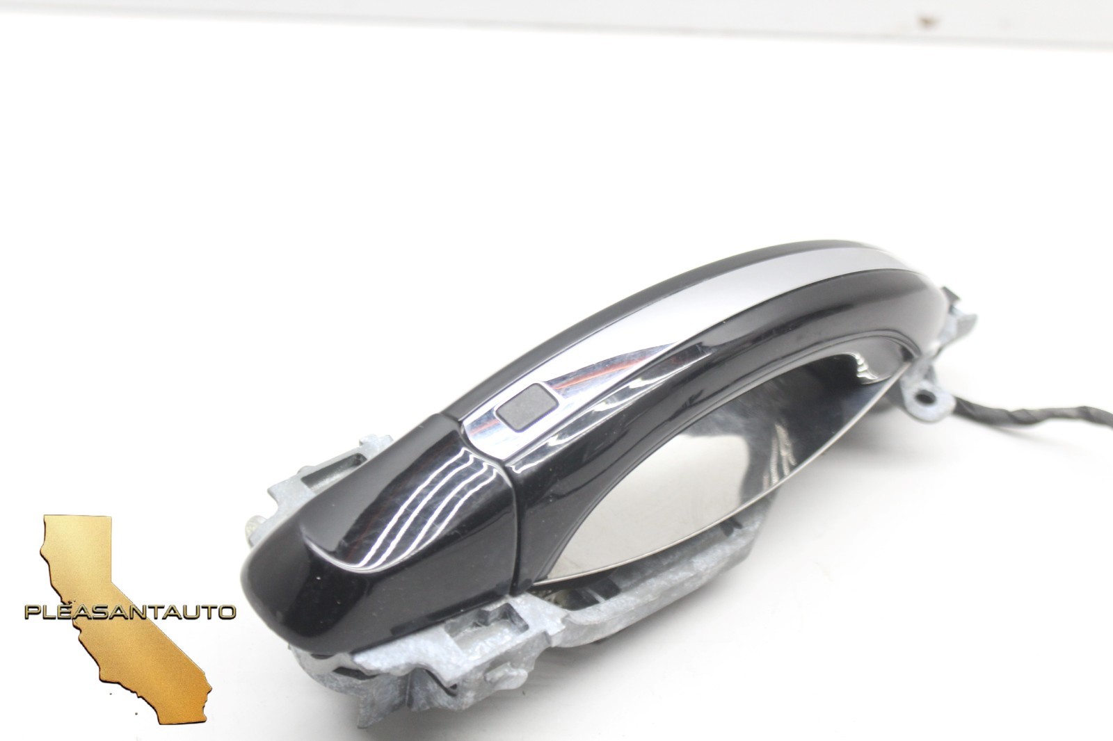 04-13 BENTLEY CONTINENTAL FLYING SPUR REAR RIGHT DOOR HANDLE KEYLESS GO OEM
