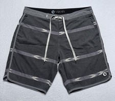 Vuori Cruise Board Shorts Mens 34 Swim Trunks Drawstring Beach Surf Striped