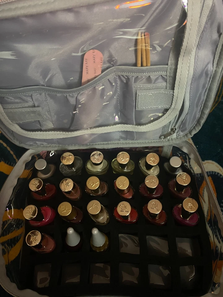 复古 批量 21 MARY KAY 指甲油 快速干燥处理油 携带存储盒 — 第 2/4 张图片