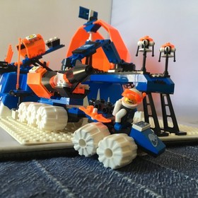 Space LEGO Ice Planet 2002 Ice Station Odyssey (6983)