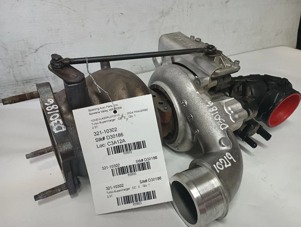 Turbocharger from 2024 Chevrolet Traverse 2.5L 12161513 - Image 4 of 4