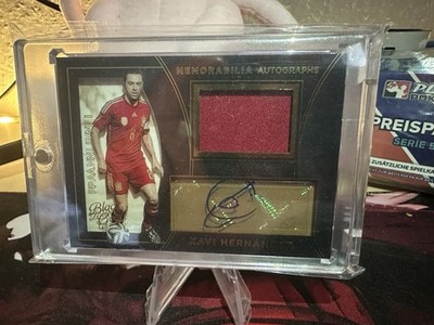 2016-17 Panini Black Gold - Memorabilia Autographs Xavi Hernandez