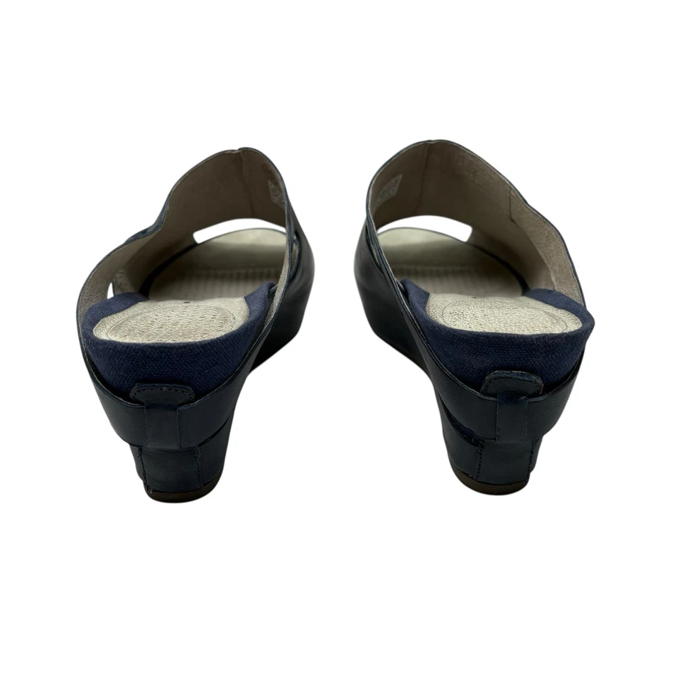 Tsubo Ovid Navy Blue Wedge Slip On Peep Toe Comfort Sandal sz 9 - Image 4 of 4
