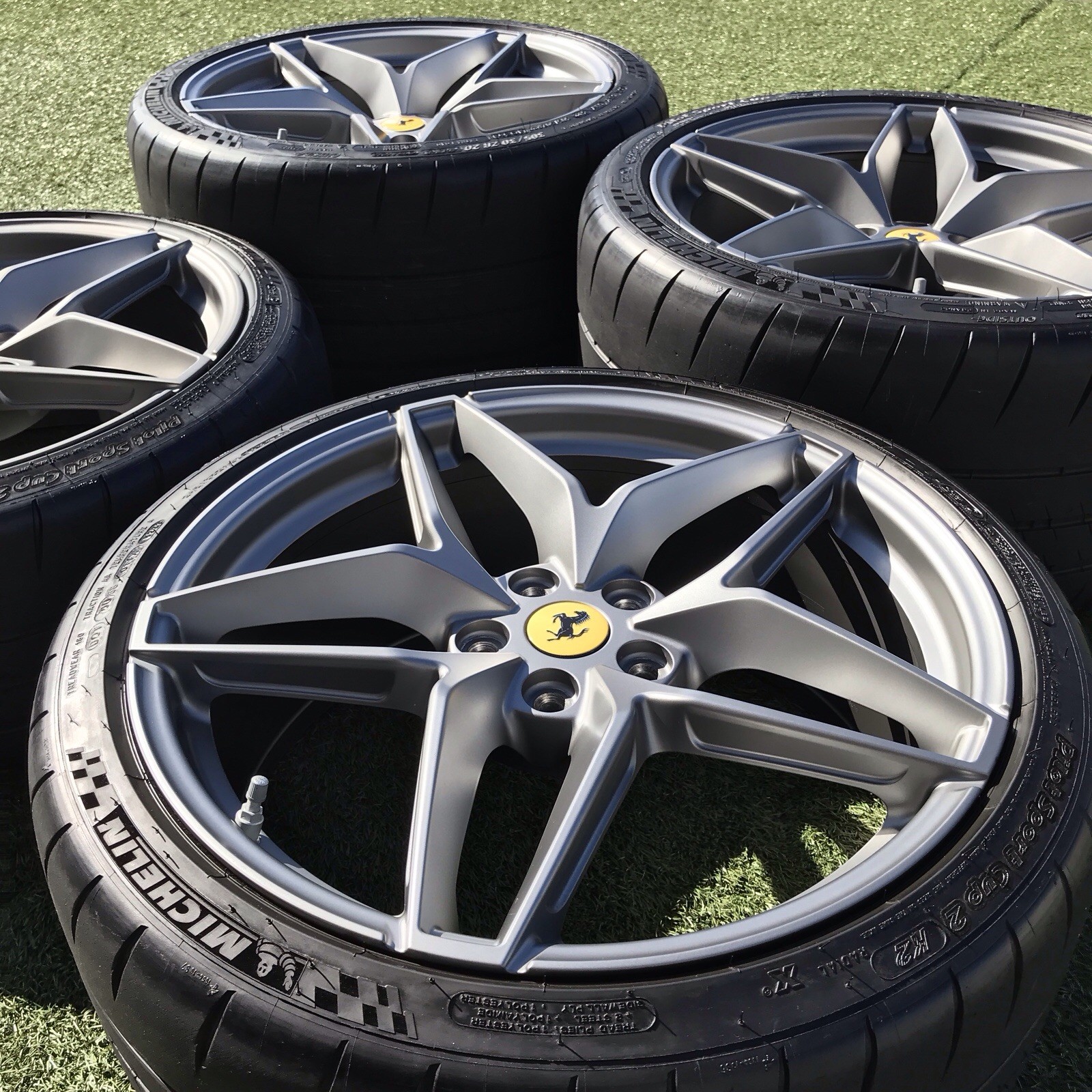 20 FERRARI 488 F8 PISTA SPIDER 791701 RIMS TIRES TPMS OEM GENUINE FACTORY 791704