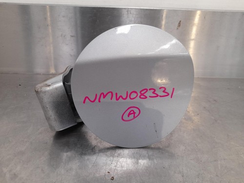 HYUNDAI I20 FUEL DOOR PB 07/2010-12/2015 723653