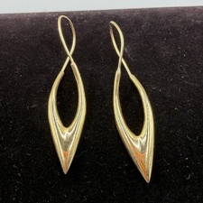 14K Modernist Long Hoop Earrings Yellow Gold Twist 2.25 Inches Signed