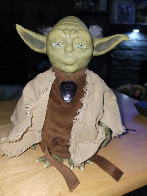 Yoda Furby 2000 Hasbro Tiger Electronics Interactive Star Wars Works!