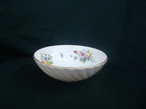 Minton marlow. Dessert or Fruit Bowl. diameter 5¼ ins