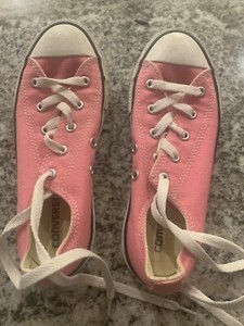 how to clean pink converse