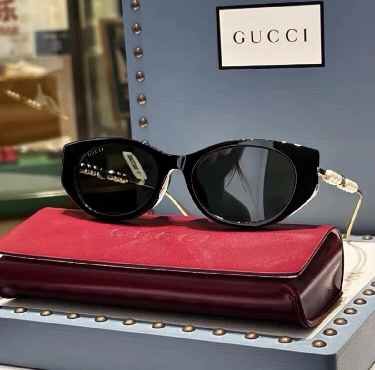 NWT Gucci Cat Eye Black/ Gold Sunny’s GG 4283/S Gucci GG1828S Logo Cat Eye Sunglasses | Neiman Marcus main image 3