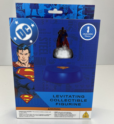 DC Comics Superman 3  Levitating Collectible Figurine Flying Sound Effects LR44H