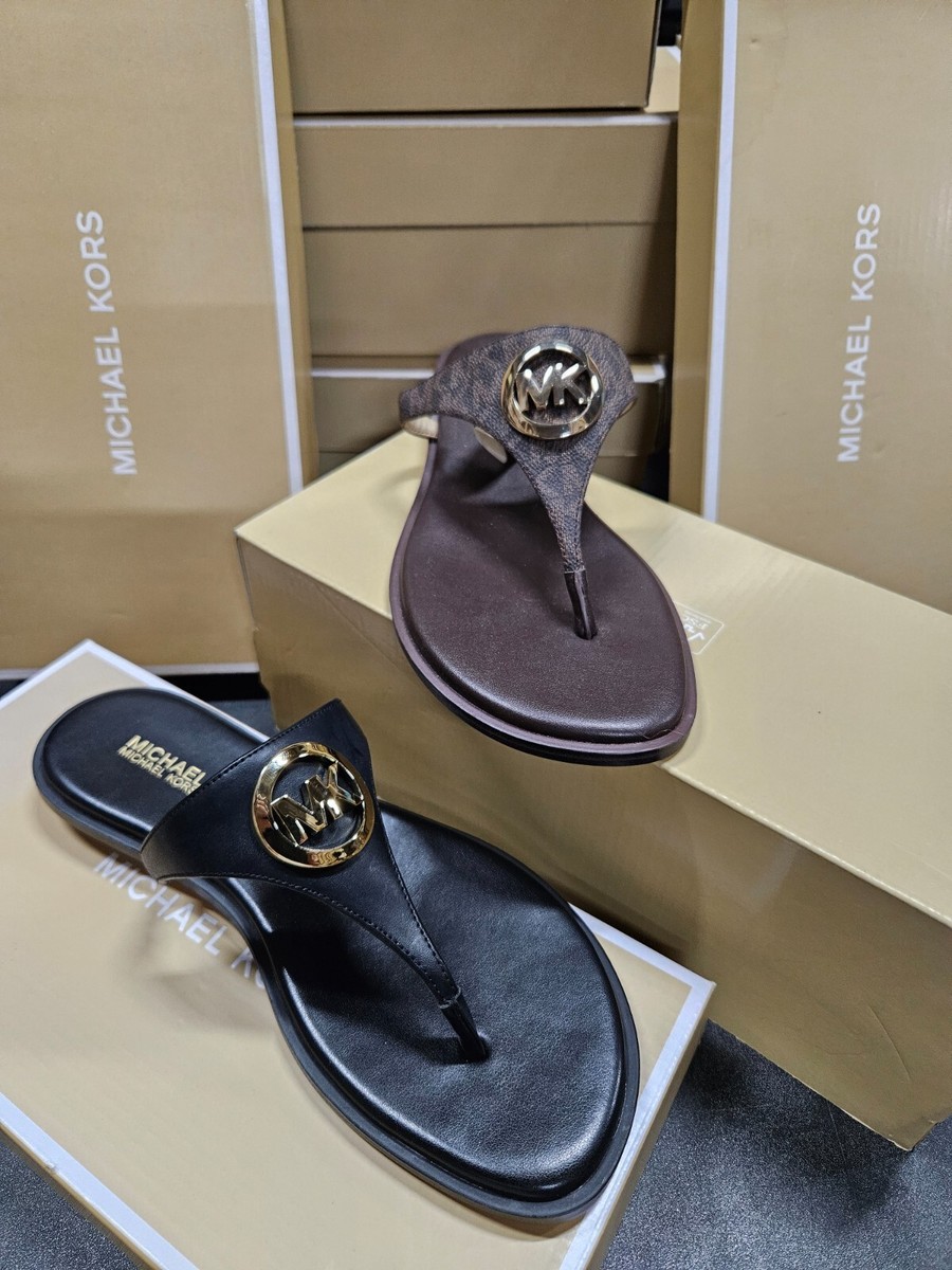 MICHAEL KORS☆MK メタルロゴ T字トング ウェッジ サンダル 公式アウトレット】サンダル | ウィメンズ | マイケル・コース