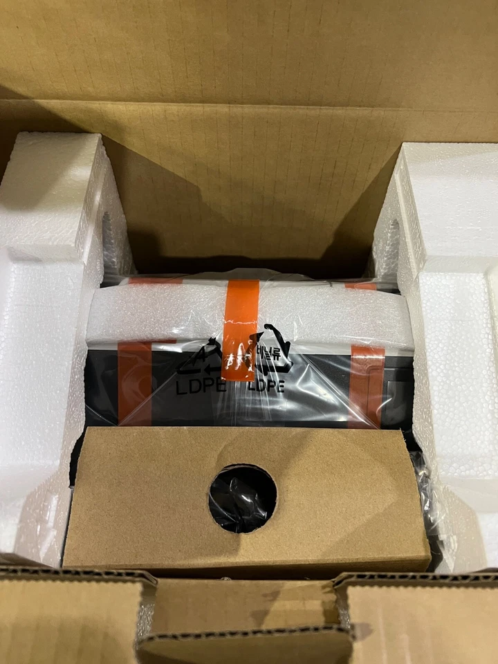 Fujitsu fi-8150 Color Double-Sided Network-Enabled Desktop Scanner with Auto - Image 4 of 4