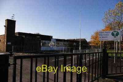 Photo 6x4 Vine Tree Primary School Dane Bank Avenue Crewe  c2006
