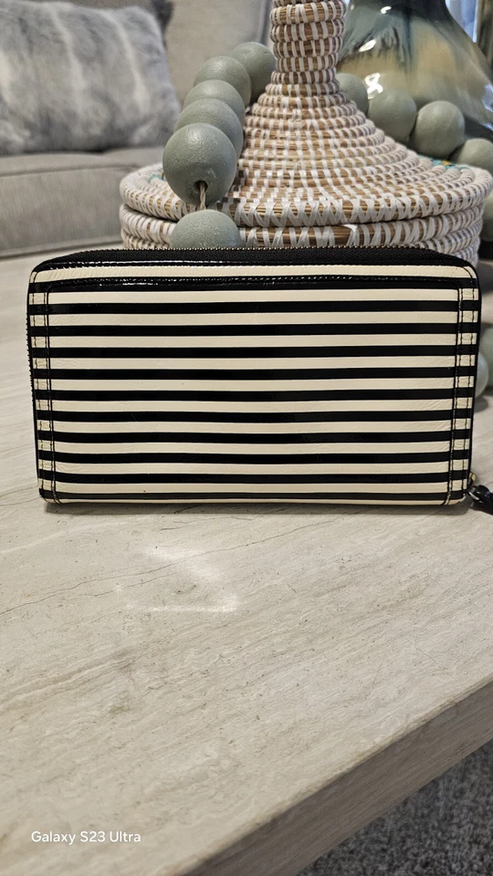 Cartera de viaje halógena de cuero pata de gallo con cremallera alrededor ranura para tarjetas múltiples pasaporte Foto 2 de 4