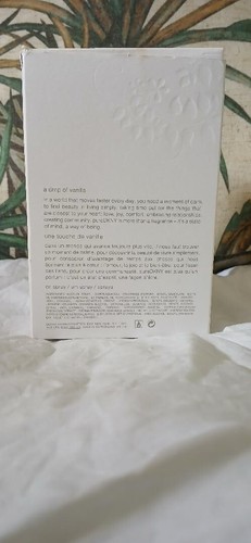 DKNY Pure 'a drop of vanilla' eau de parfum 100ml - Picture 3 of 3