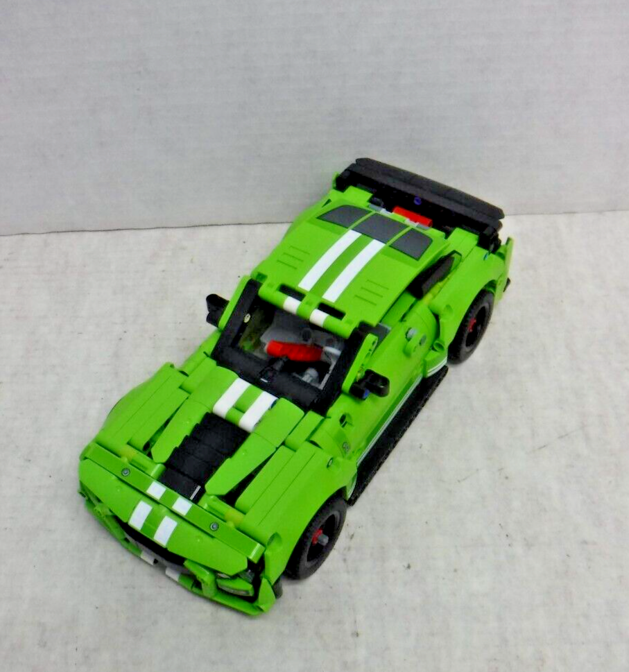 LEGO Technic Ford Mustang Shelby GT500 Set 42138 W/ Box