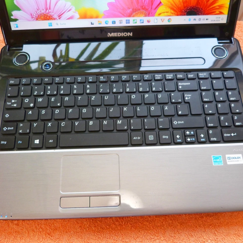 Medion E6234 DOLBY 15 Zoll l 16GB RAM NEU l Windows 11 1TB SSD l HDMI USB3 DVDRW - Bild 4 von 4