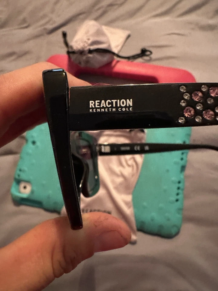 Kenneth Cole Reaction With Diamonds And Dust Bag - Image 3 of 3