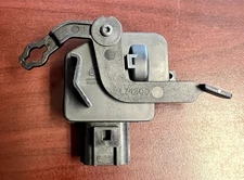 Mopar Lift-Gate Lock Actuator / Locking System Control Tailgate 5018479AB