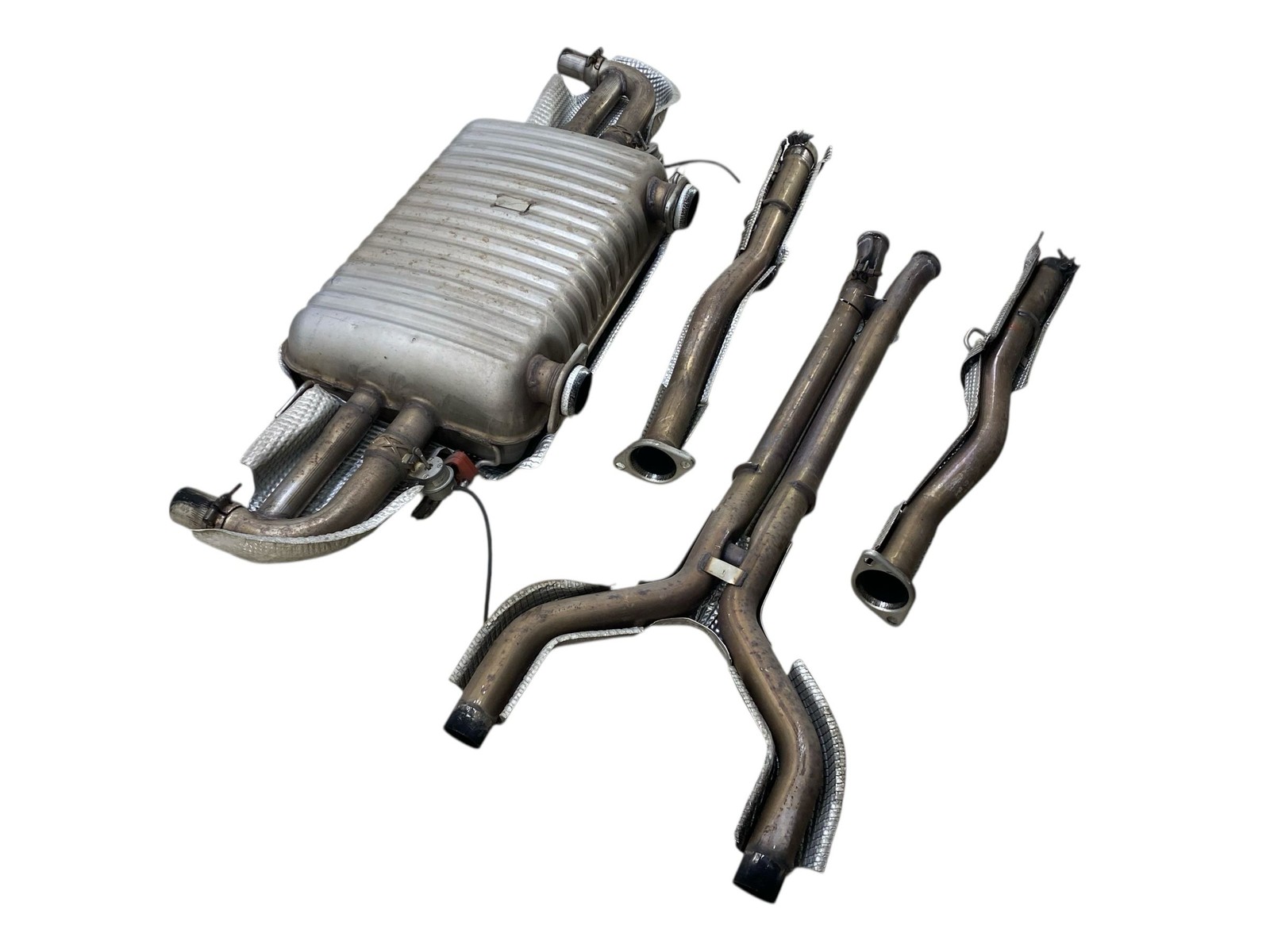 2015 ASTON MARTIN RAPIDE 6.0L V12 REAR EXHAUST MUFFLER END TAIL & EXHAUST PIPE