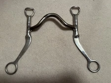 Myler Western Medium Port Wide Curb Bit w/ Flat Shanks 5". Level 3 Bit